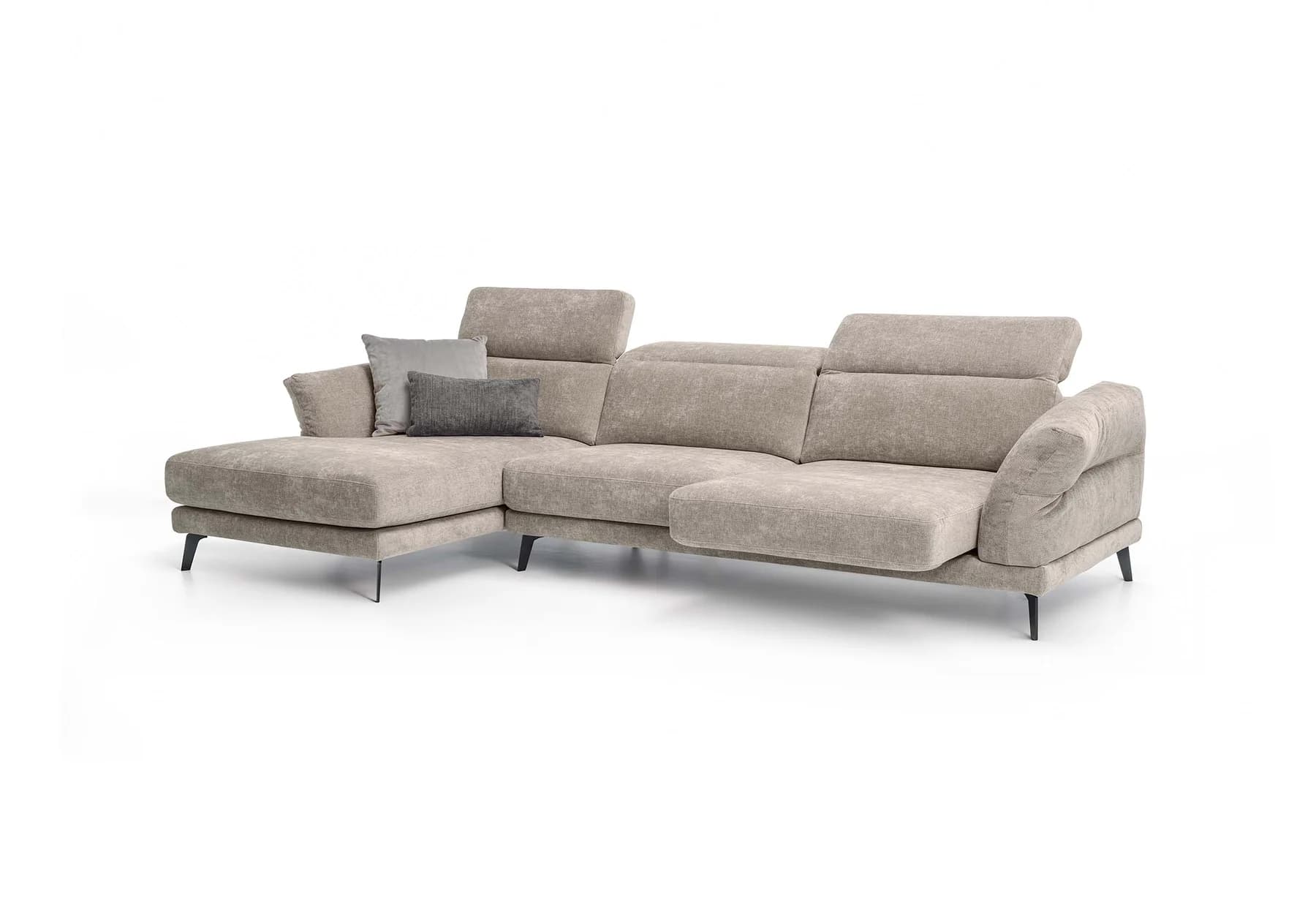 Sky sofa by LeComfort